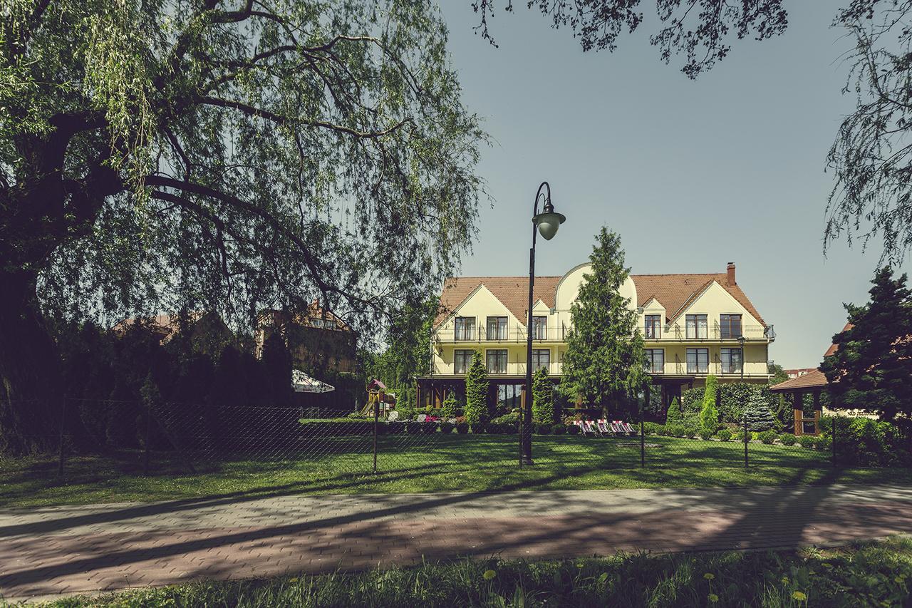 Hotel Barlinek Buitenkant foto